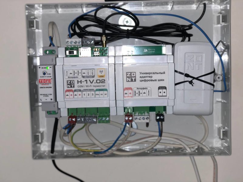 Газовый котёл Baxi Slim – установка автоматики Zont Smart H1 V2.0 через универсальный адаптер цифровых шин,радио датчик температуры помещения, г.Лениногорск