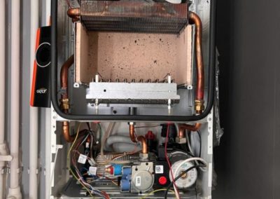 Газовый настенный котел Bosch 6000 – произвели техническое обслуживание, почистили электроды