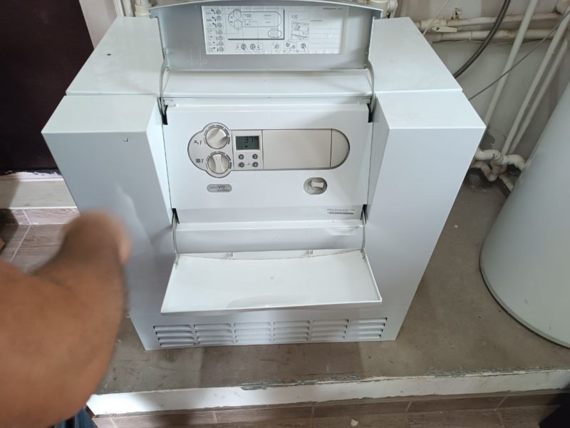 Ремонт газового напольного котла Vaillant atmoVIT