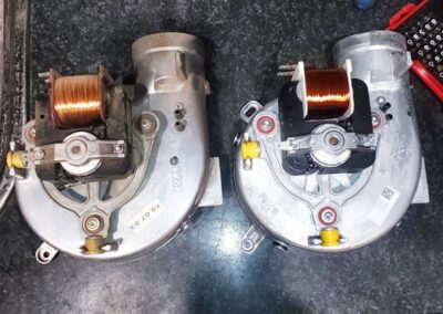 Ремонт газового настенного котла Vaillant — шум в верхней части котла