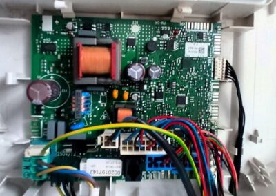Ремонт газового настенного котла Protherm  lynx condens — ремонт платы управления