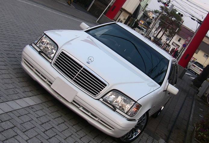 Мерседес Бенц w140 s600 белый